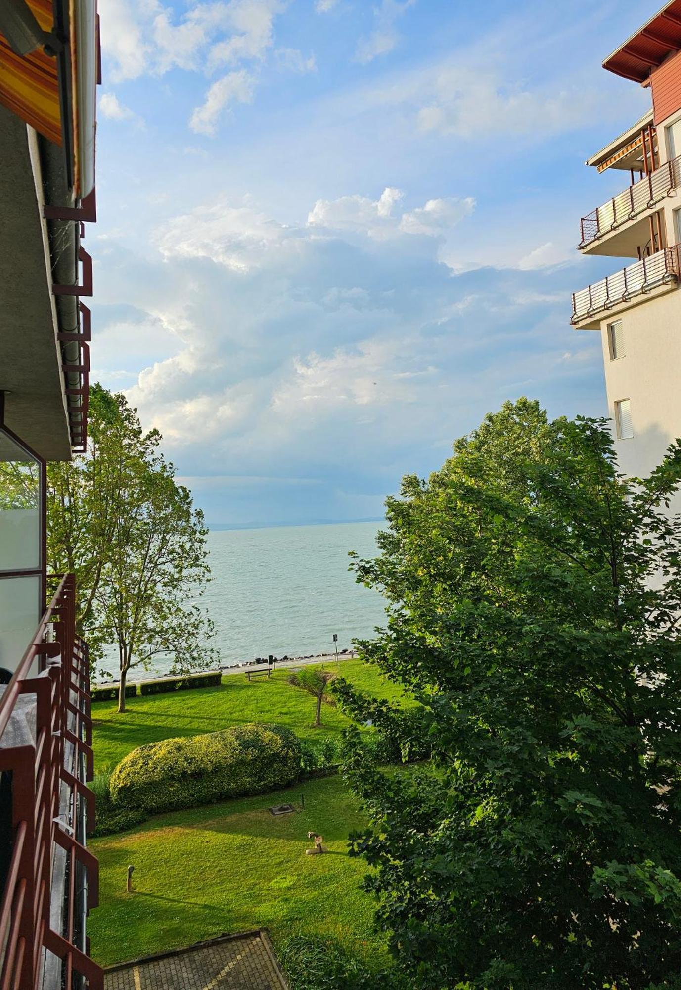 Panorama Beach 2 Siofok Exterior photo